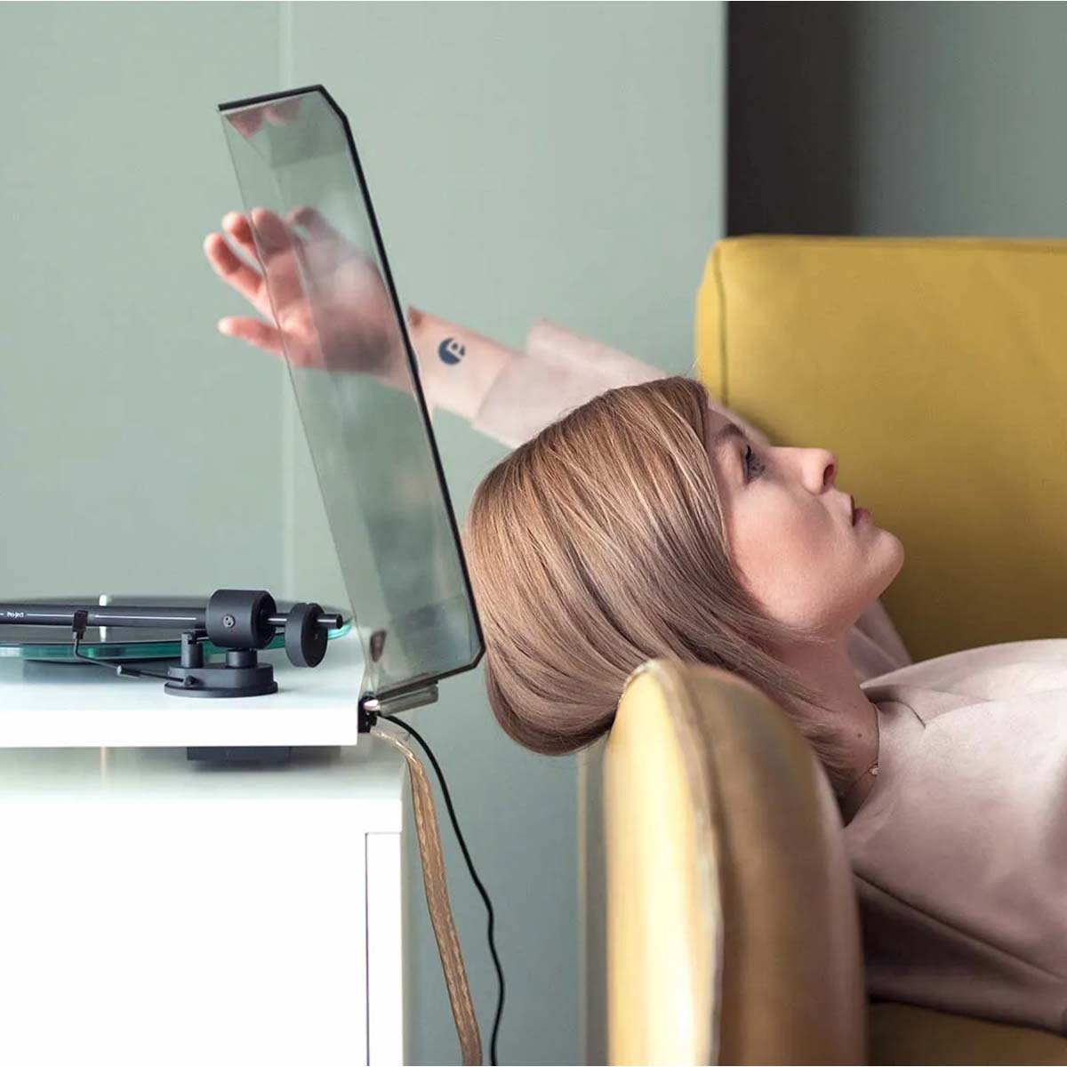 Pro-Ject T1 EVO Bluetooth Turntable