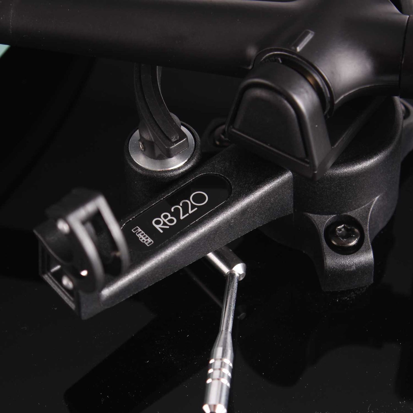 Rega Planar 2 Turntable