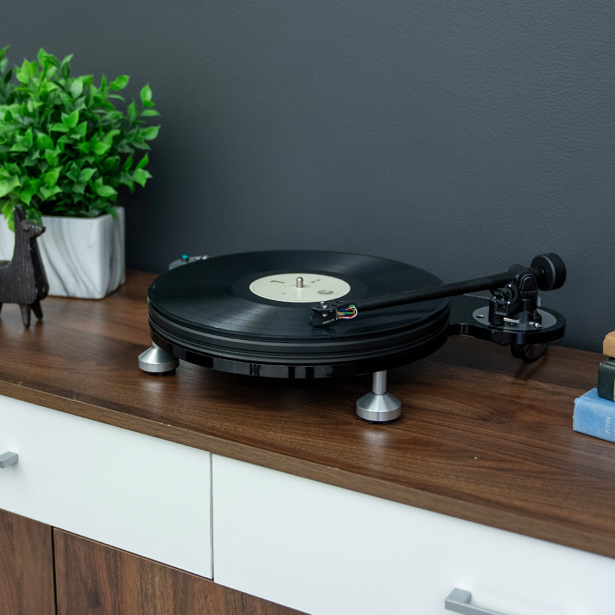 Michell TecnoDec Turntable w/ UniCover