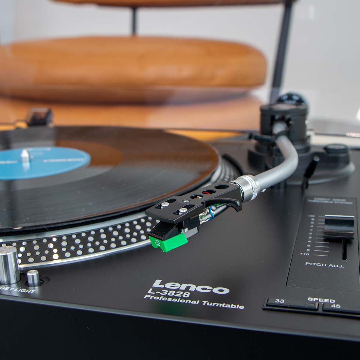 Lenco L-3828 Direct Drive Turntable