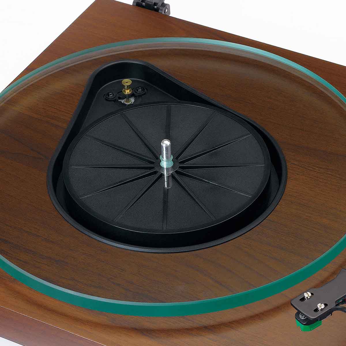 Lenco LBT-225 Bluetooth Turntable w/ Glass Platter and AT-VM95E Cartridge