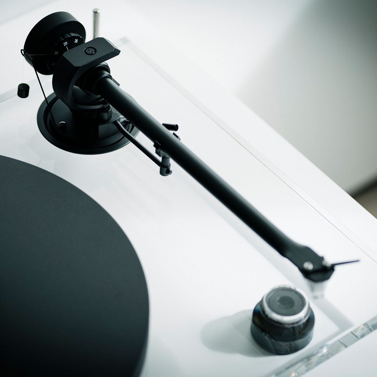 Pro-Ject XA B Balanced Acrylic Turntable