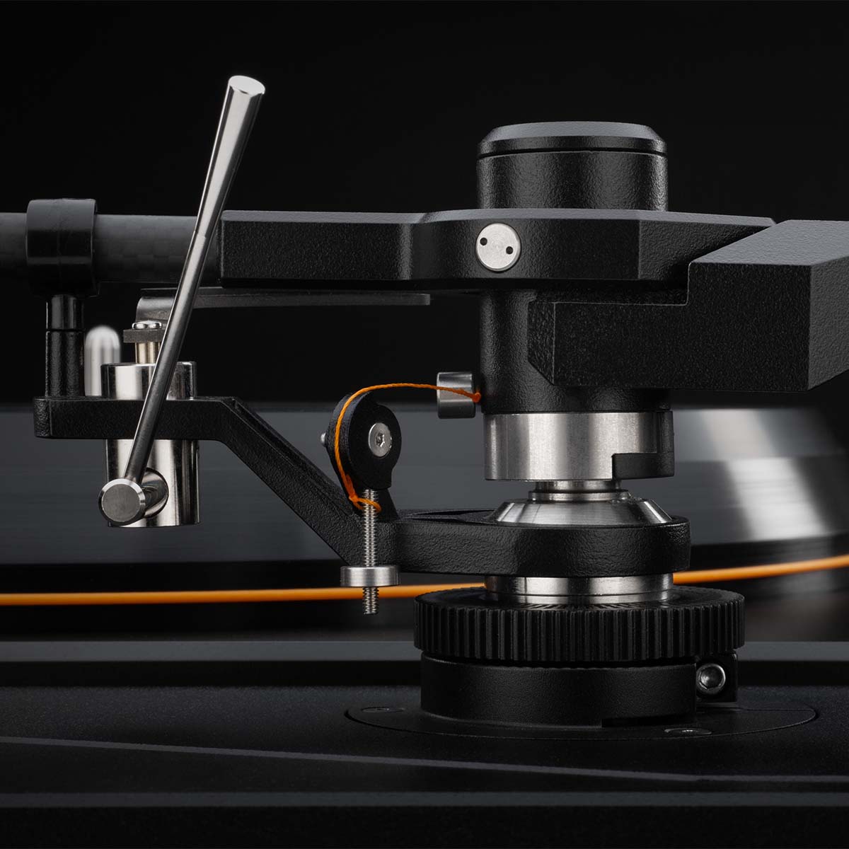 MoFi Electronics MasterDeck Turntable