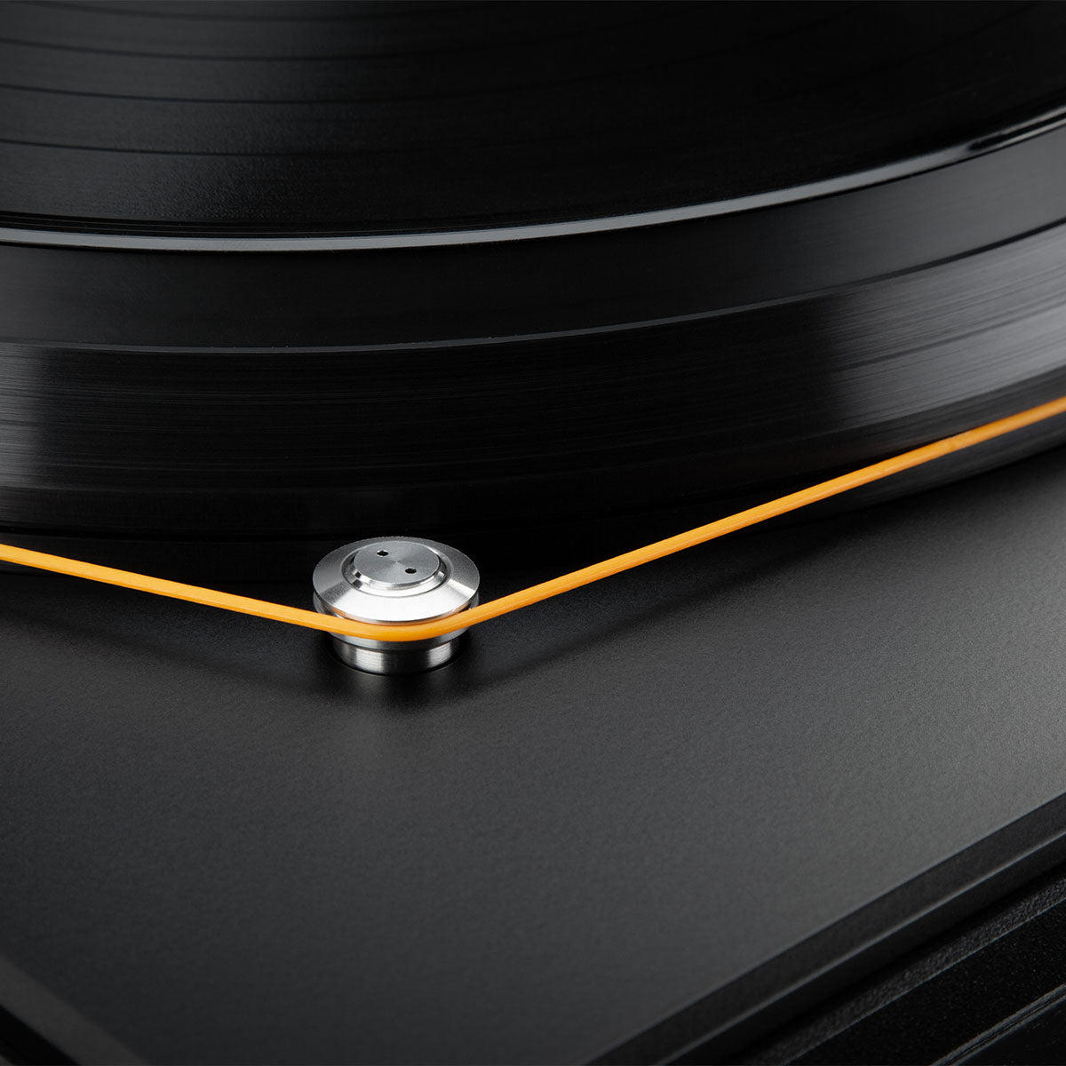 MoFi Electronics MasterDeck Turntable