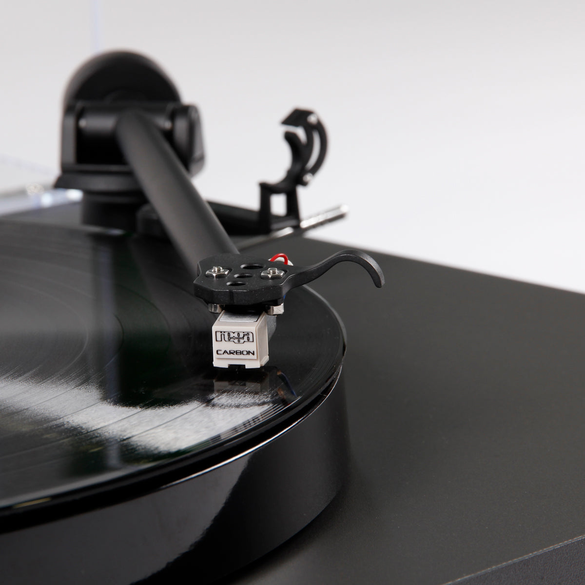 Rega Planar 1 PLUS Turntable