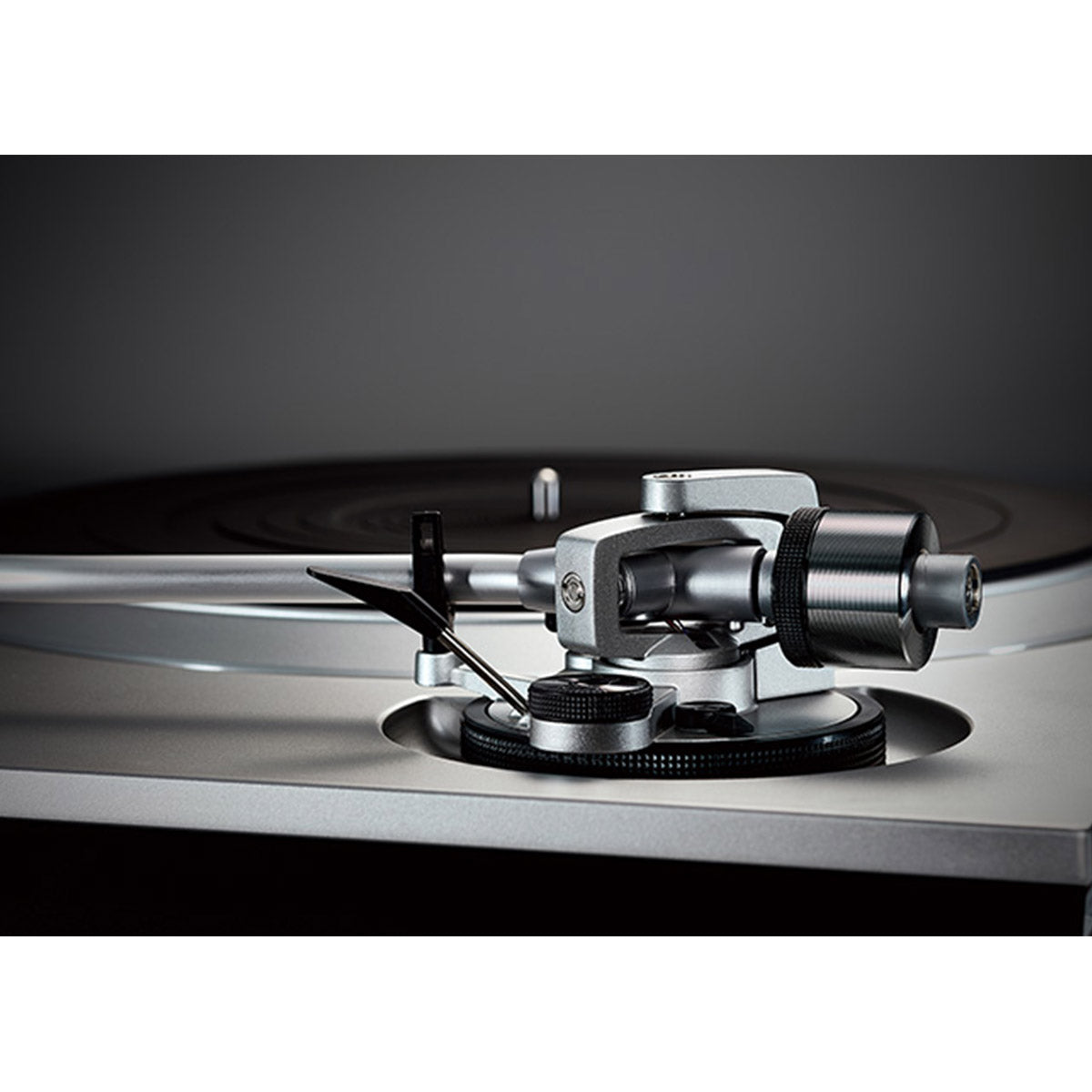 Technics SL-1500C Turntable w/ Built-in Preamp & Cartridge